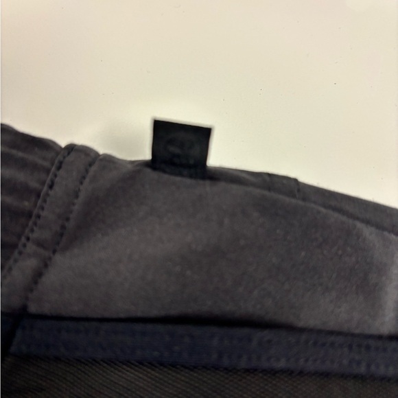 Lululemon Noir Short - Picture 10 of 13